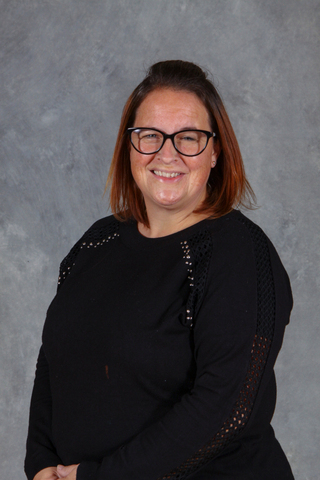 Mrs R Hobbs