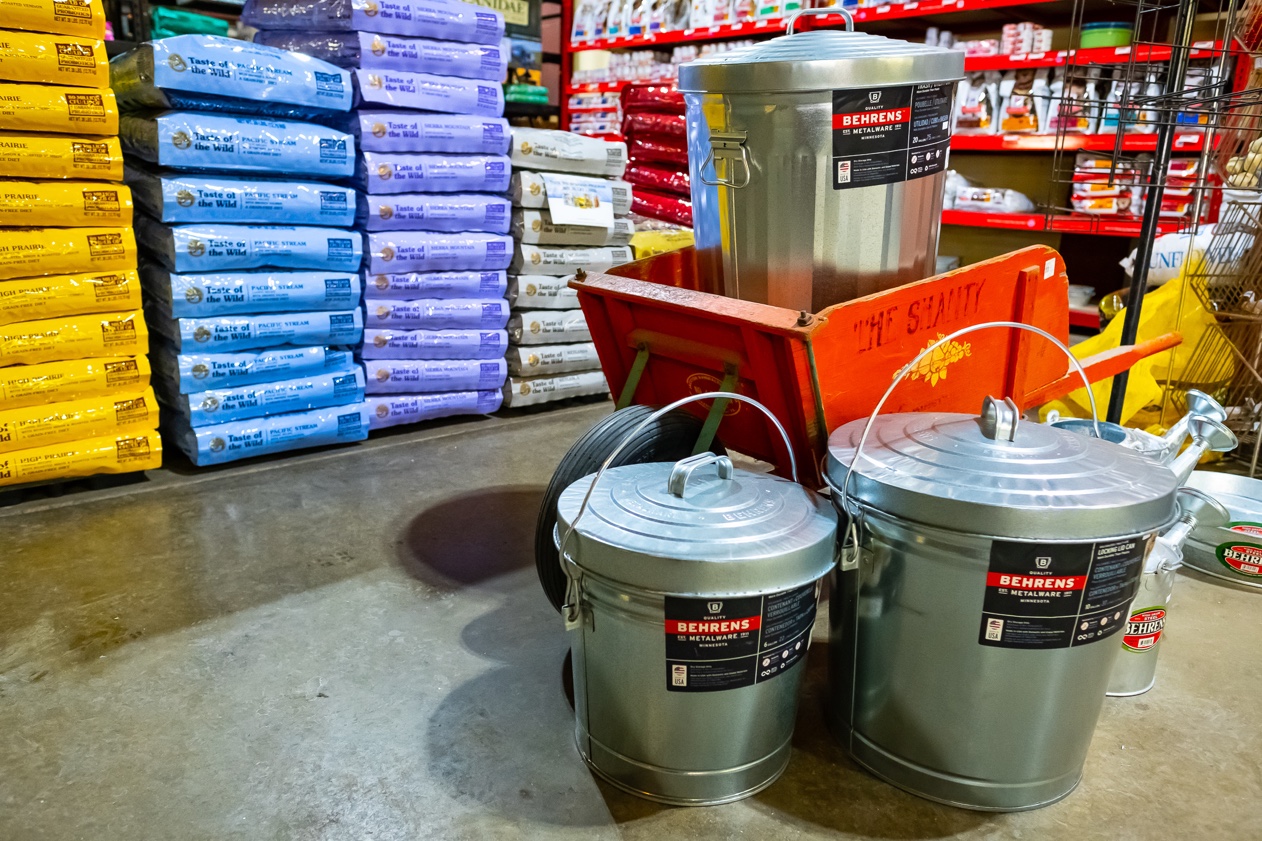 Collins Feed & Seed Center