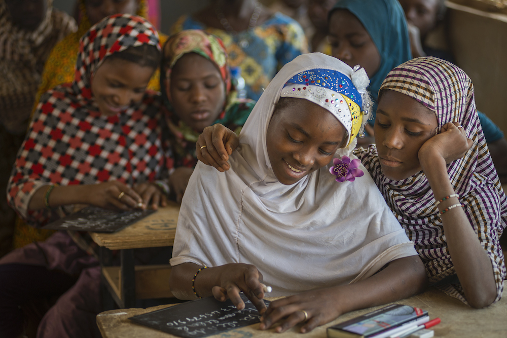 The cost-effectiveness of accelerated learning programs and the added value of on-site coaching on the learning and transition outcomes of out-of-school children in northern Nigeria image