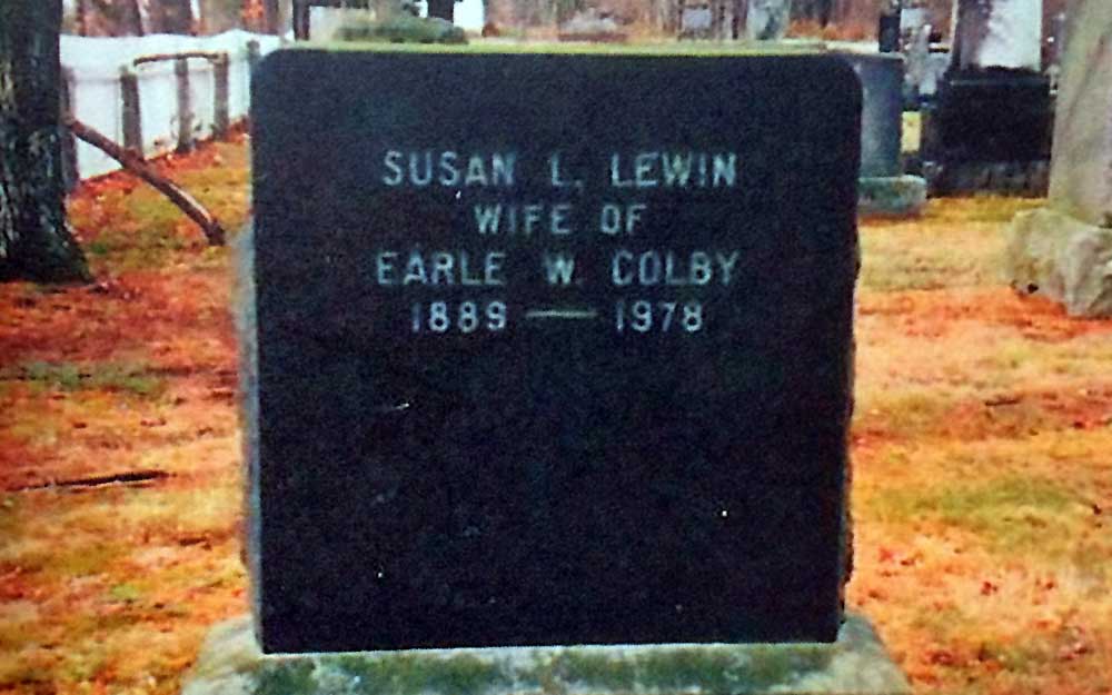Susan Lewin's grave stone