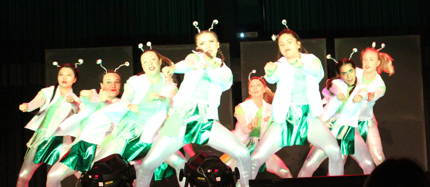 martian dancers