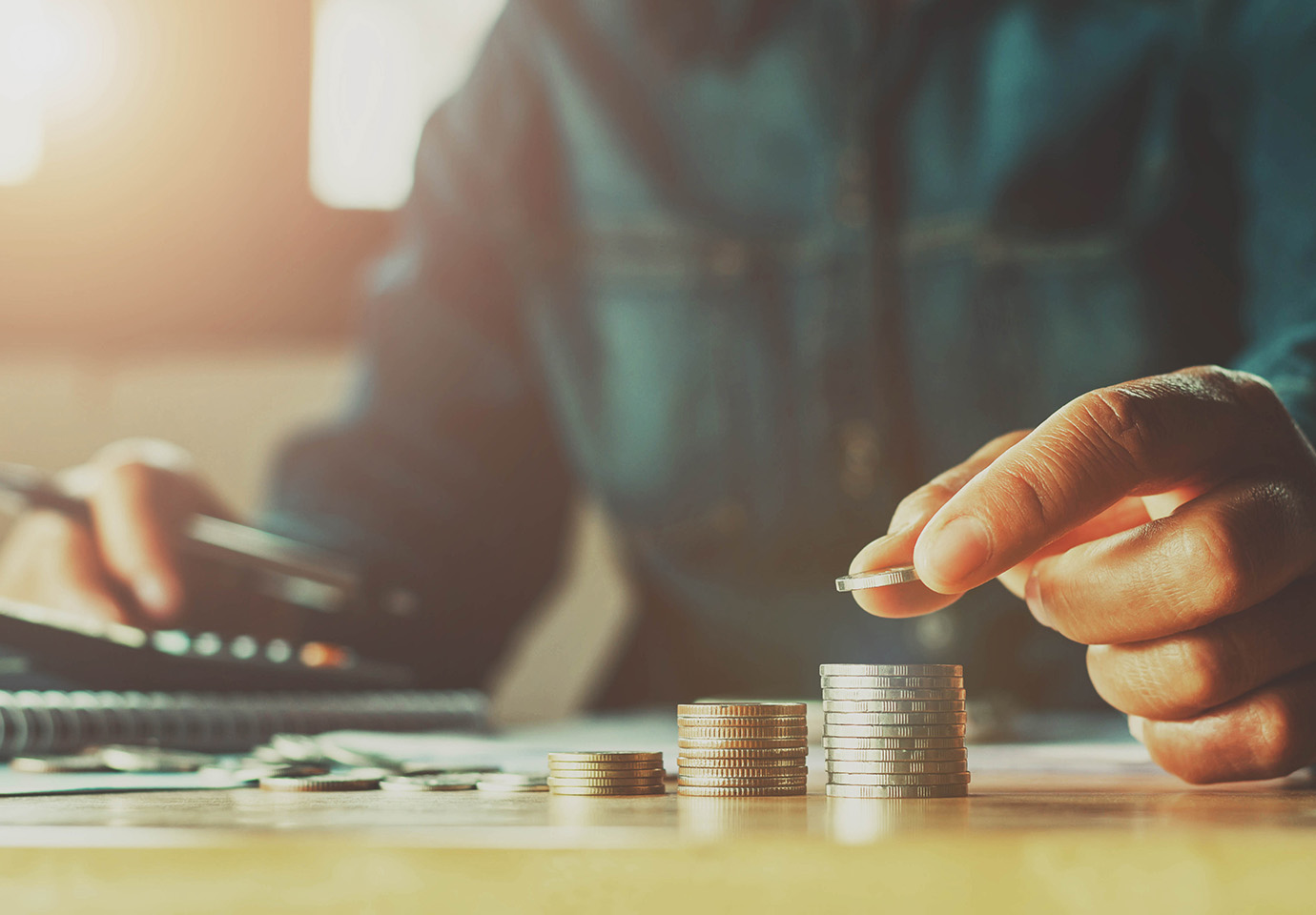 Poupar, economizar e investir: qual a diferença?