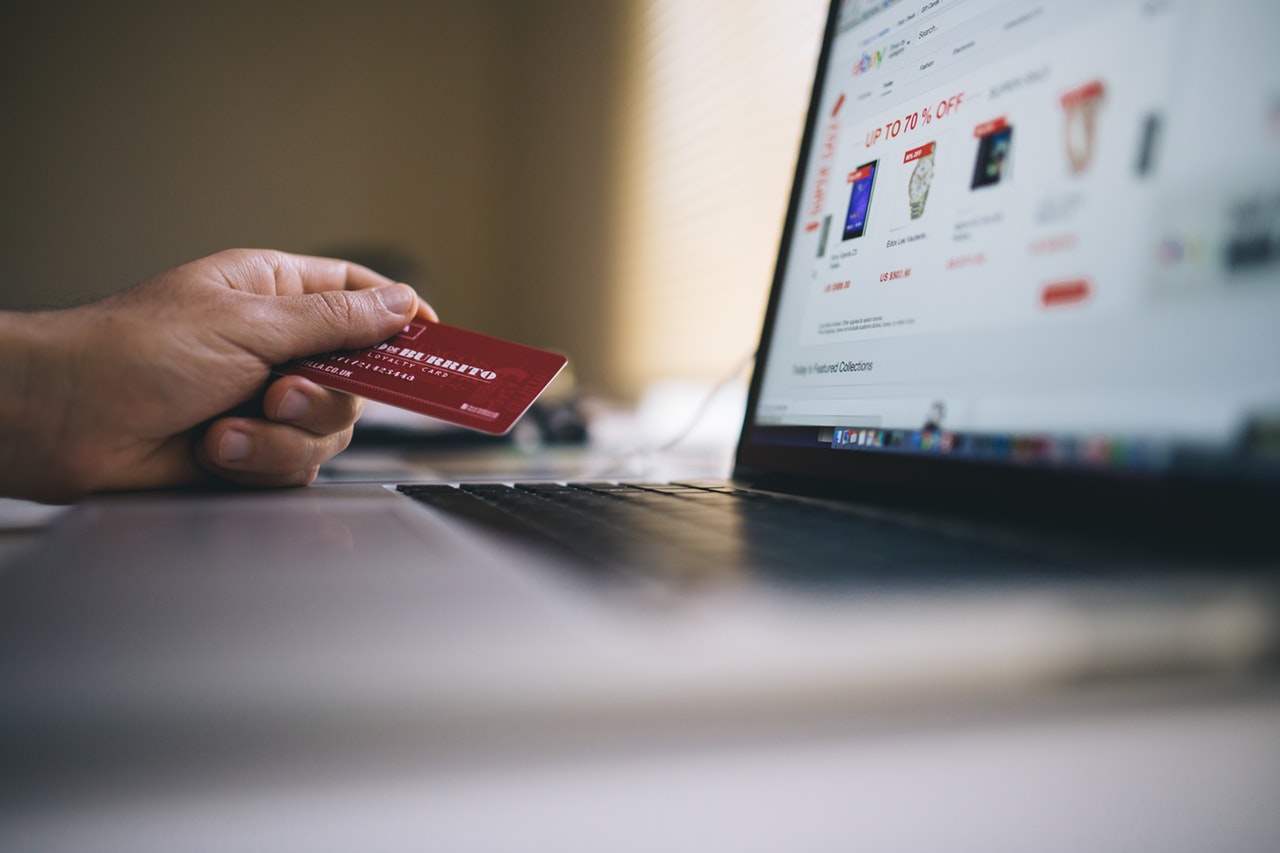 Saiba como investir em um e-commerce para sua marca