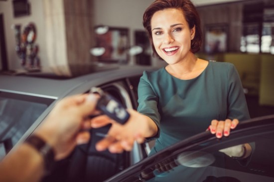 Carro novo X Seminovo: Qual traz menos impacto pro seu bolso?