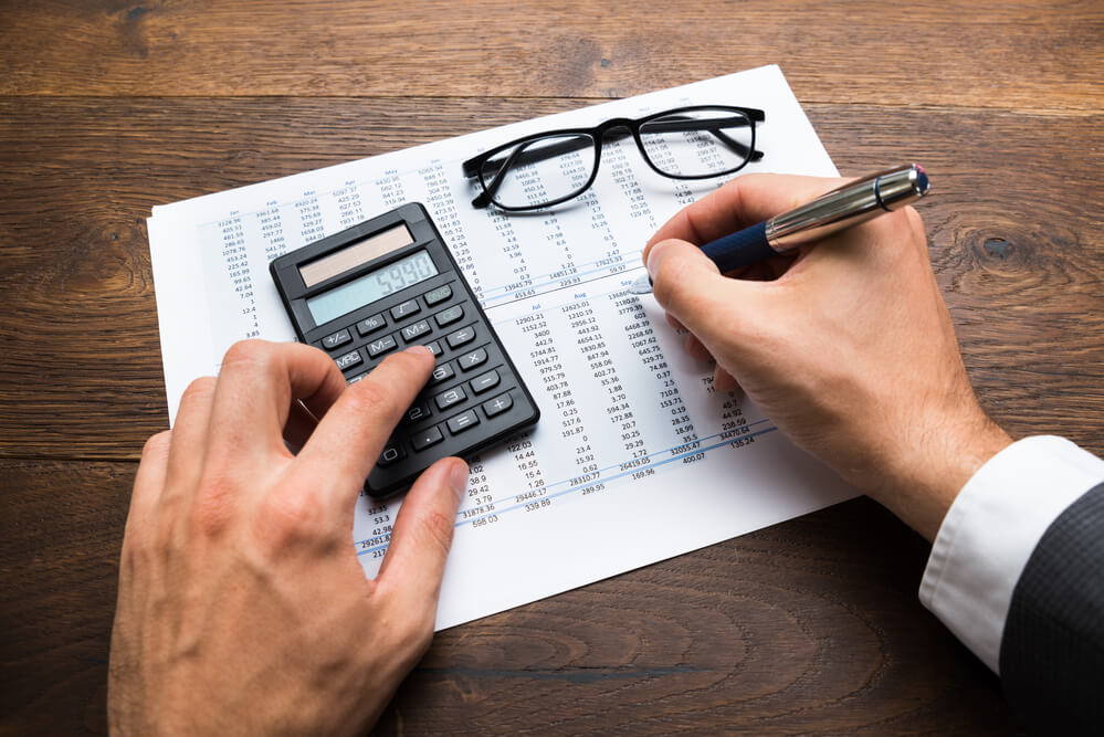 Organização financeira e fluxo de caixa: guia básico para negócios