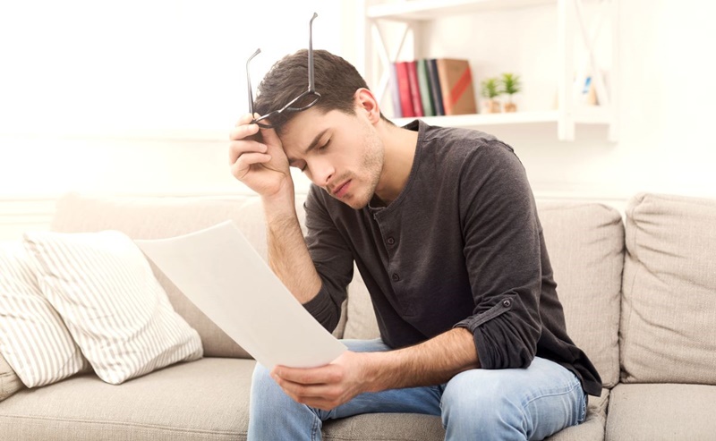 5 atitudes que comprometem seu controle financeiro pessoal