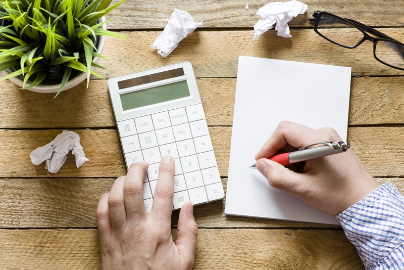 Dicas para manter o controle financeiro no dia a dia
