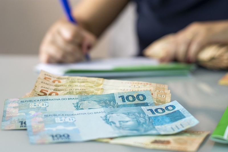 Hábitos financeiros que você precisa abandonar hoje mesmo