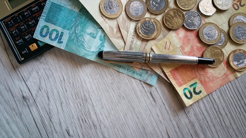 Dicas para economizar dinheiro até o final do mês