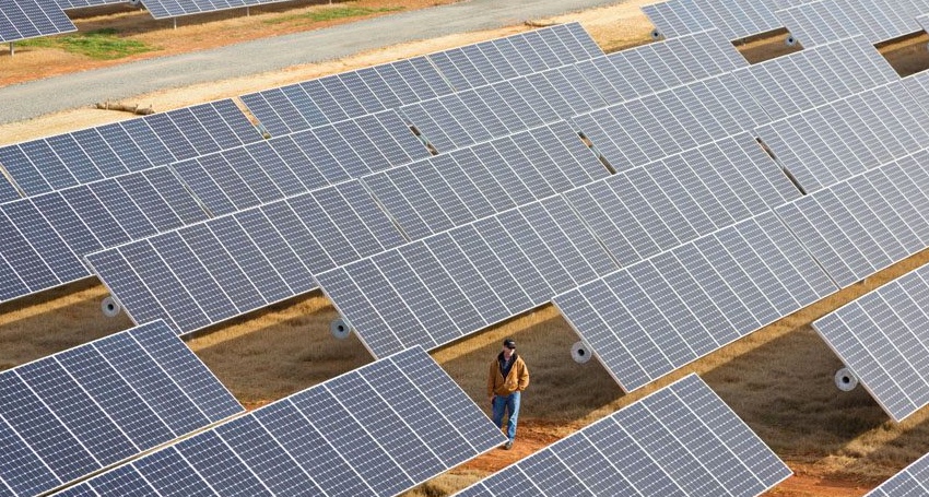20-year private PPA targets 708 MW of solar plants in Iberian Peninsula